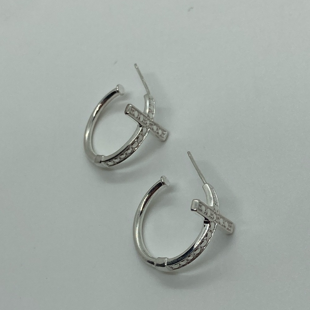 Vtg 925 Sterling Silver Cross Half Hoop Earrings | 20mm Hoops | 13mm Cross - Picture 2 of 8